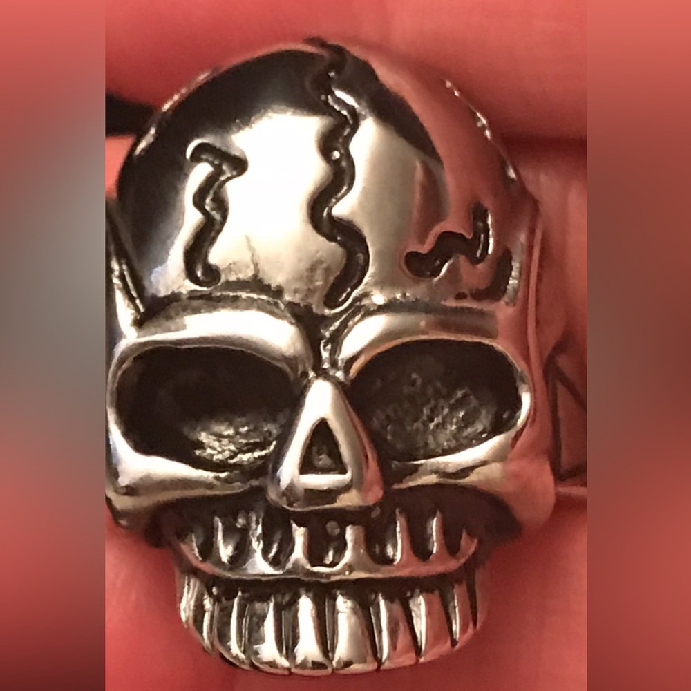 Skeleton Head Ring